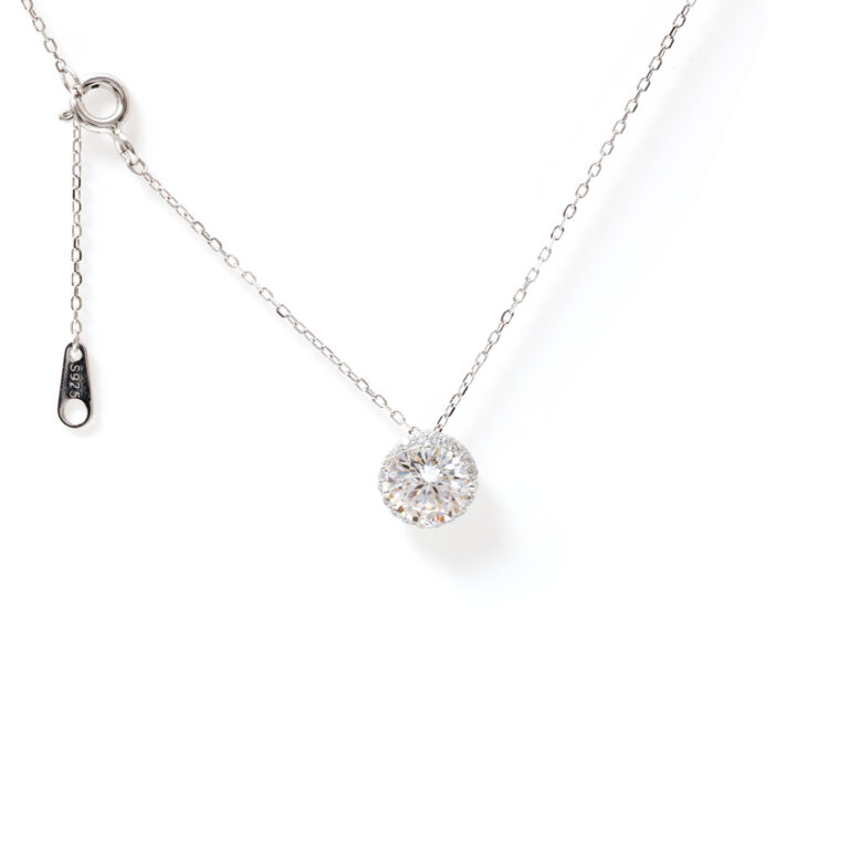 Bella Round-Halo Necklace
