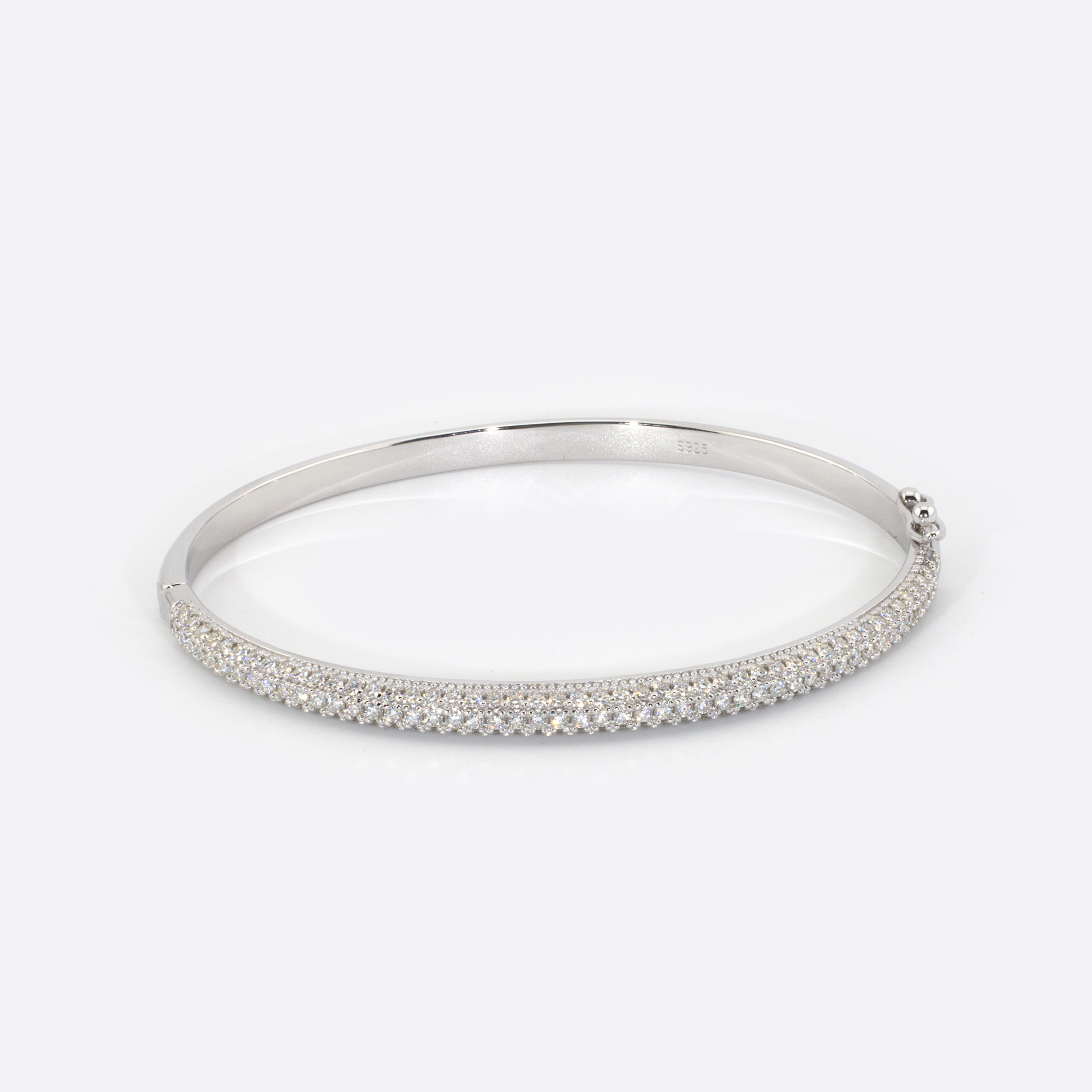 MZ1-0018B D02 MO FIX 18 Crystal Luxe Slim Bangle - Image 1