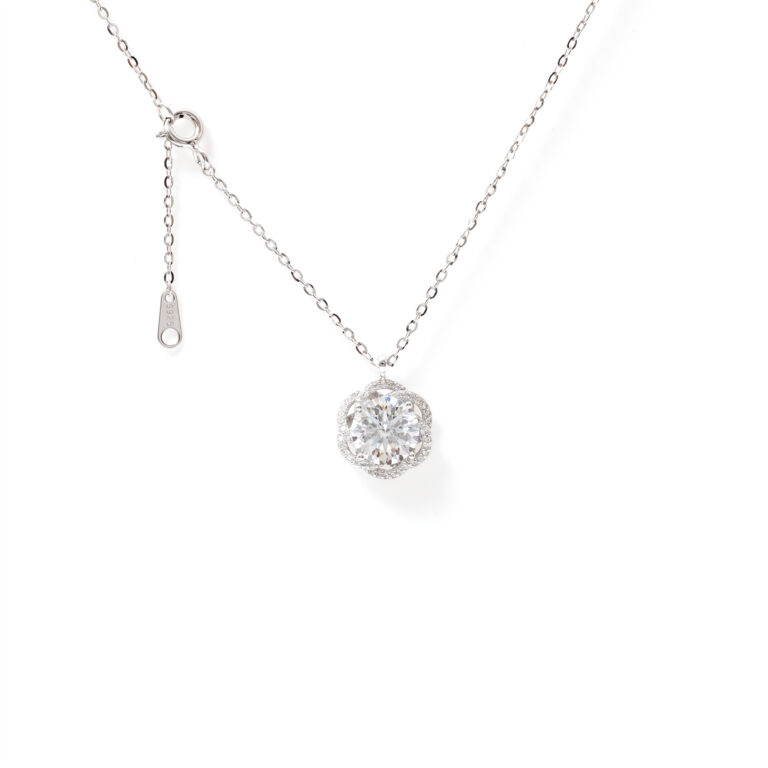 Luna Floral-Cluster Necklace