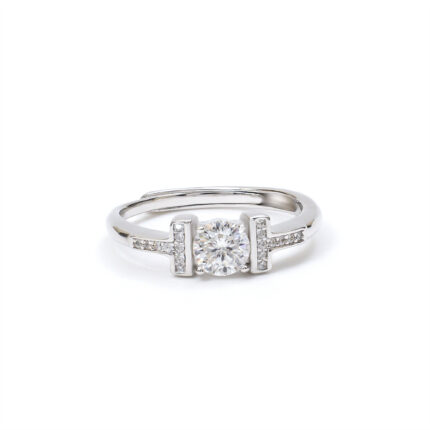 Orla Bar-Solitaire Ring