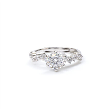 Nadia Chevron-Solitaire Ring