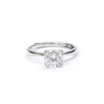 Bella Classic-Solitaire Ring