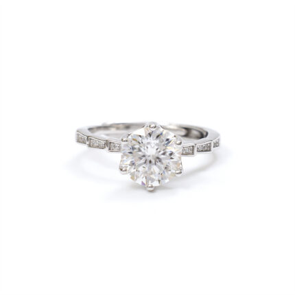 Kiara Square-Cluster Ring