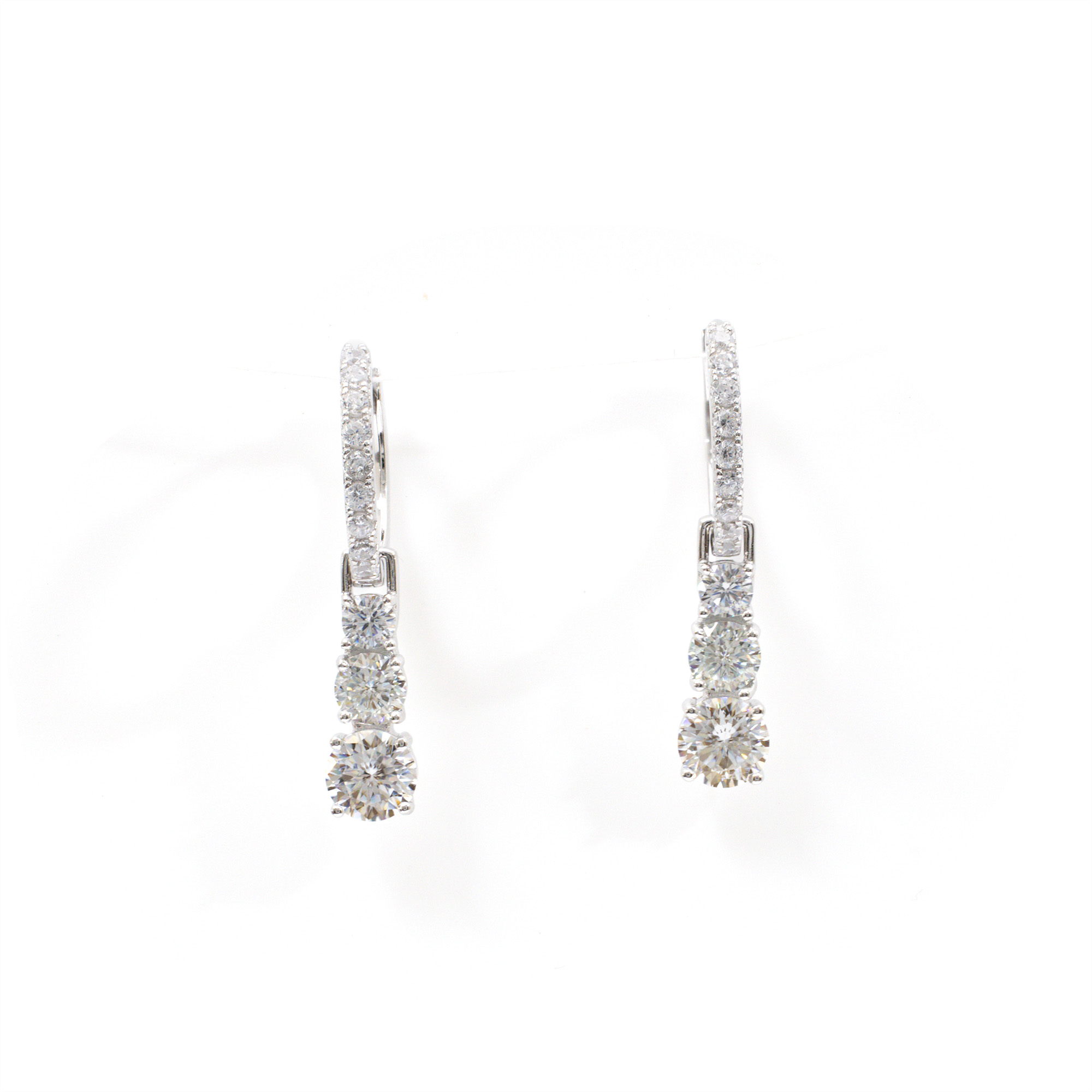 n0112-01 Kiara Tapered-Drop Hoops